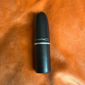 MAC Snob Lipstick